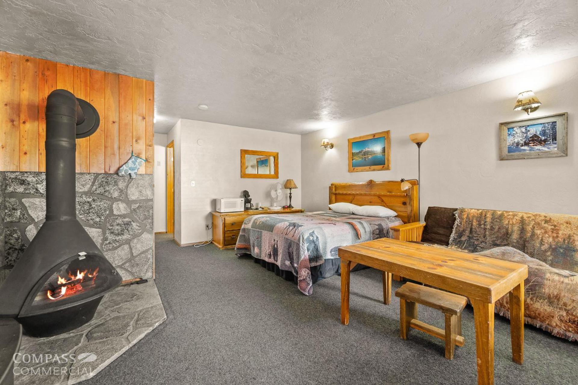 Willamette Pass Inn & Chalets Odell Lake Exterior foto